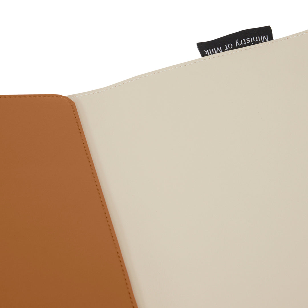 Ministry of Milk® Vegan Leather Mat Caramel & Cream